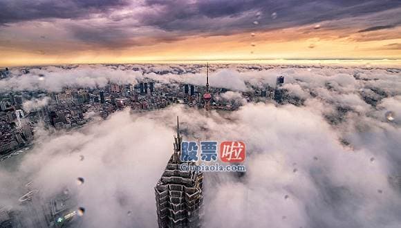 股市分析预测师_沪深指数回踩3300点 高位股杀跌加剧调整